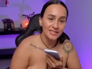 Chaturbate Live Porn of sara_charmy