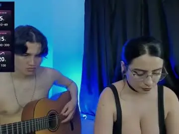 Chaturbate Live Sex Cam of adamm_and_evee