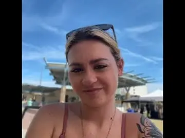 Chaturbate Best live sex cam show of peachesncreampiezz
