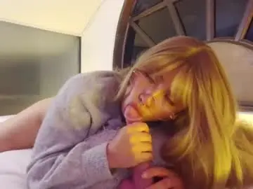Chaturbate Live Sex Cam of illayna