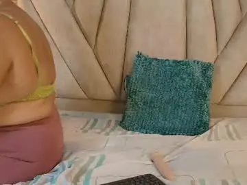 Chaturbate Live Sex Cam of isabella_luxet