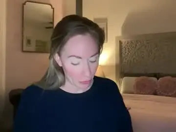 Chaturbate Free Live Porn of sarahgiroux86