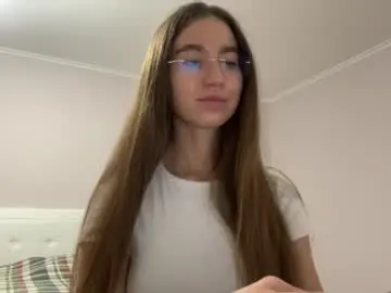 Chaturbate Watch Live Sex Cams of emberfamn