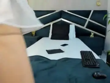 Chaturbate Free Porn Cam of monsterhole911
