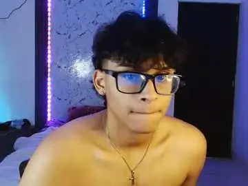 Chaturbate Best live sex cam show of mr_yisuz