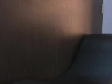 Chaturbate Nude Webcam of benjamin_lichx