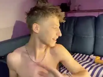 Chaturbate Best Webcam of andytwinkkk