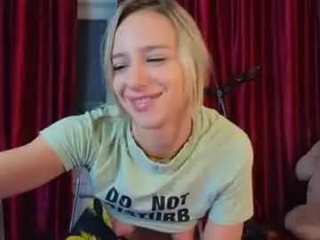 Chaturbate Best live sex cam show of mellisakim