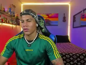 Chaturbate Private Sex Chat of damian_latinxxx