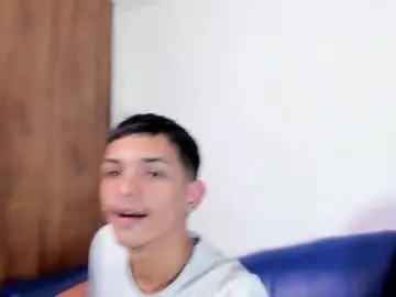 Chaturbate Sex Cam of littlecum18