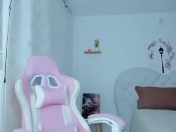 Chaturbate Best live sex cam show of dina_ellis11