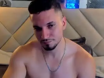 Chaturbate Live Sex Cam of ryan_ward79