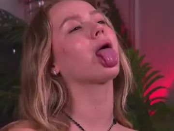 Chaturbate Free Live Porn of emisterling