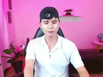 Chaturbate Live Sex Cam of jay_cum18