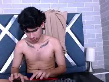 Chaturbate Best live sex cam show of kevinbrooks_
