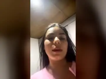Chaturbate Live Sex Cam of valeska9