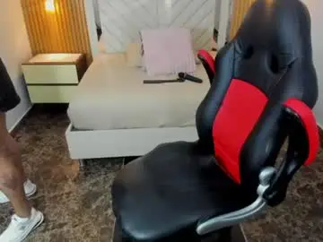 Chaturbate Watch Live Sex Cams of karolandluna