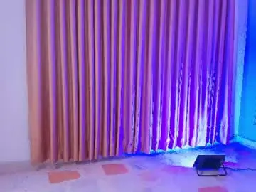 Chaturbate Live Sex Cam of luna__w