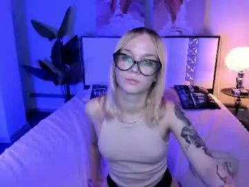 Chaturbate Best live sex cam show of ameli18