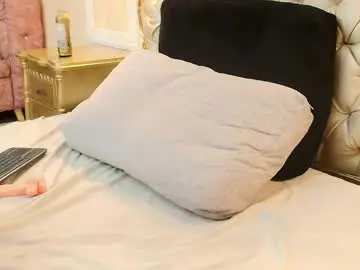 Chaturbate Nude Webcam of halliestone