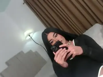 Chaturbate Free Live Porn of urnauthy_ciliaxxx