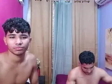 Chaturbate Live Porn of bitch_destroy