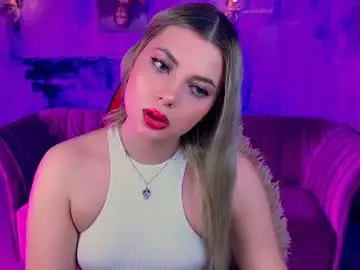 Chaturbate Sex Cam of hyileyclark
