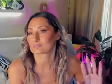 Chaturbate Free Porn Cam of sarahholly