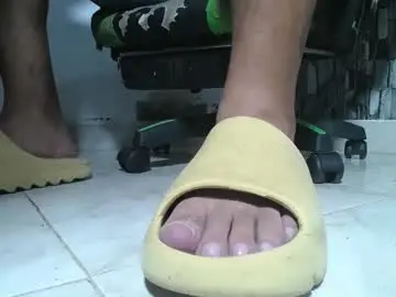 Chaturbate Watch Live Sex Cams of srfindomfeet_