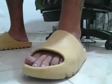 Chaturbate Adult Webcams of srfindomfeet_