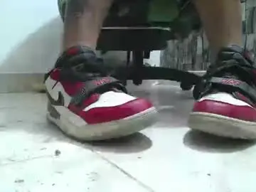 Chaturbate Adult Webcam of srfindomfeet_