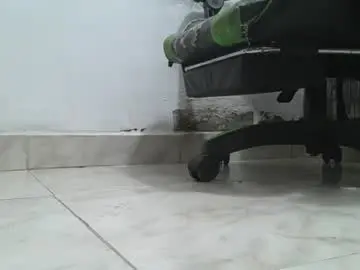 Chaturbate Nude Webcam of srfindomfeet_