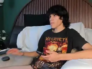 Chaturbate Watch Live Sex Cams of diamond_twink