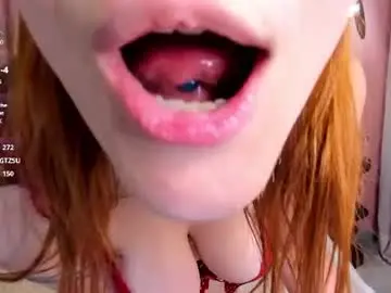 Chaturbate Sex Cam of lisaamoree