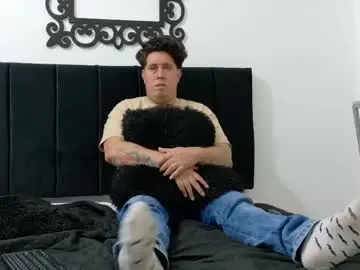 Chaturbate Free Live Porn of pinkqueen23
