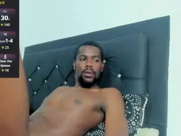 Chaturbate Adult Video Chat of santi_brown1