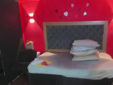 Chaturbate Best live sex cam show of yayahilton