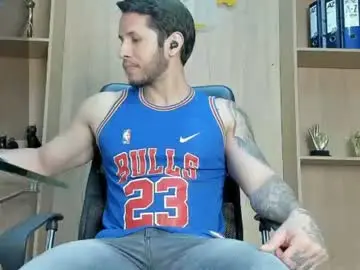 Chaturbate Nude Webcam of george_diesell_