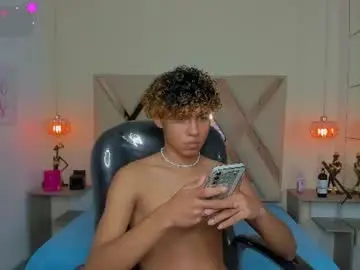 Chaturbate Live Sex of anyelotwink