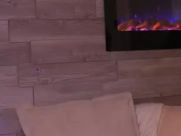 Chaturbate Sex Cam of glamourousmom