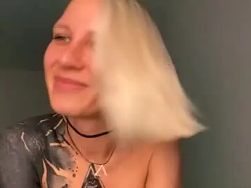 Chaturbate Nude Webcam of blonde_fuck_couple