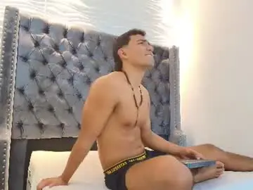 Chaturbate Free Live Porn of marco_smith2