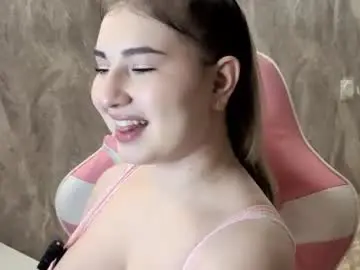 Chaturbate Live Sex Cam of softiekitty