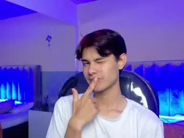 Chaturbate Free Live Porn of derek_sinn