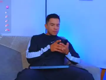 Chaturbate Live Sex of esteban_de_louise