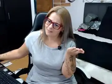 Chaturbate Sex Cam of perlagoloza05