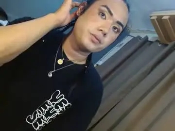 Chaturbate Live Sex Cam of longoria_crawford