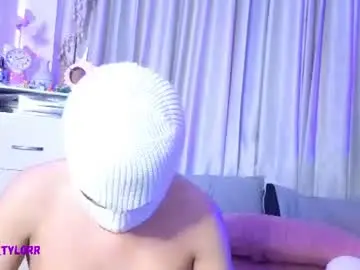 Chaturbate Adult Webcams of mia_tylor01