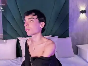 Chaturbate Live Sex Cam of andy_vergara1