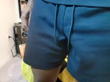 Chaturbate Live Sex Cam of charliesierra310